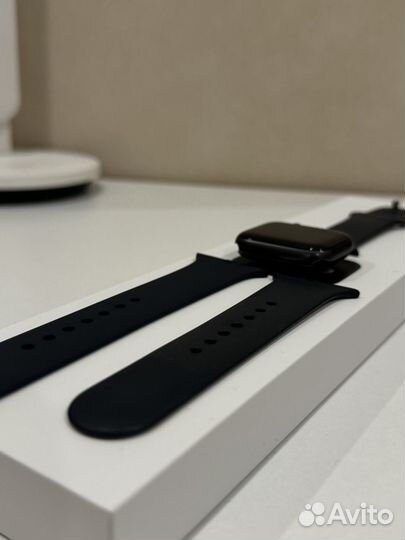 Часы apple watch se