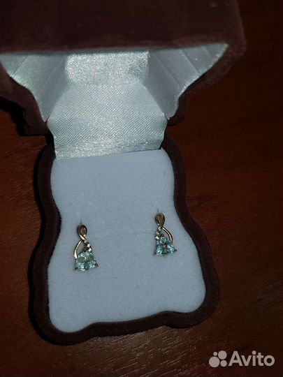 Золотые серьги