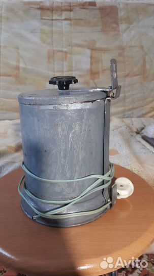 Фонарь для проявления фотографий (СССР)