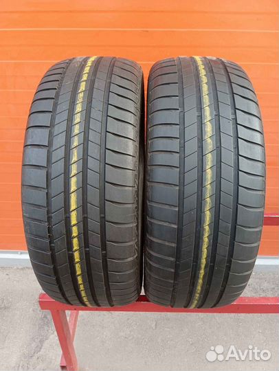 Bridgestone Turanza T005 215/55 R17 94V