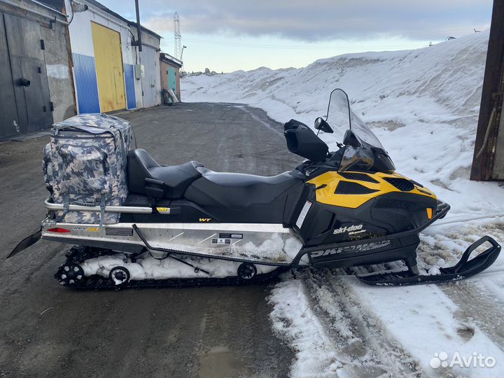 Продается снегоход BRP SKI-DOO Skandik WT 550
