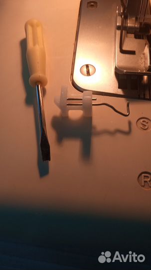 Продам оверлок Family ML645D