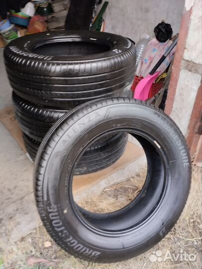 Bridgestone Alenza 001 235/65 R17 108V