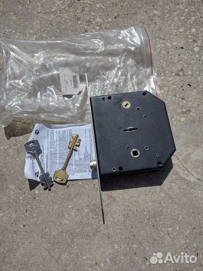 Замок дверной class