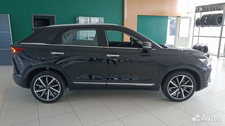 FAW Bestune T77, 2022