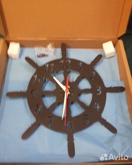 Часы настенные