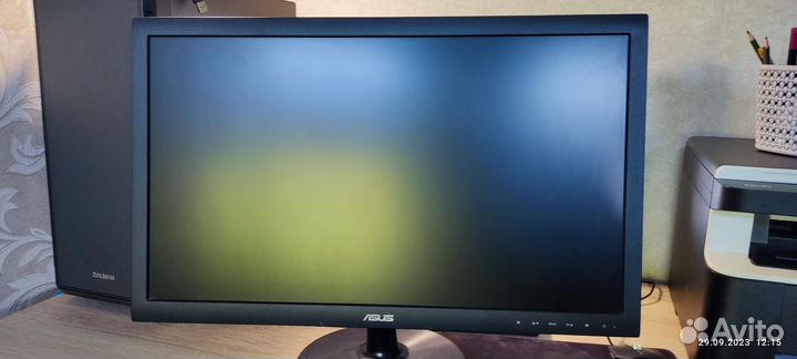 Монитор Asus 24