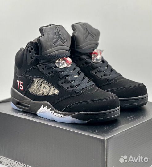 Nike Air Jordan 5 Retro