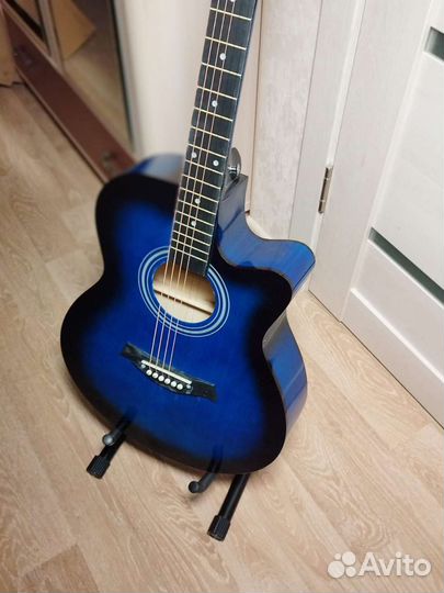 Гитара новая