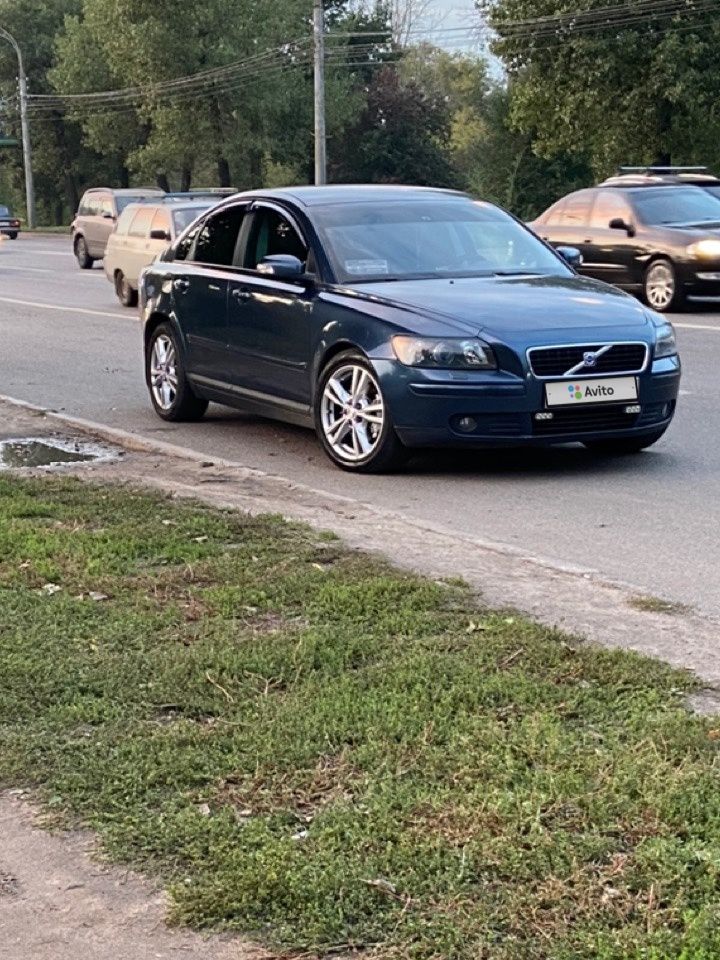 Volvo S40: фото владельца