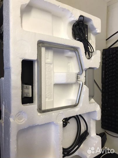 Монитор hp 22f