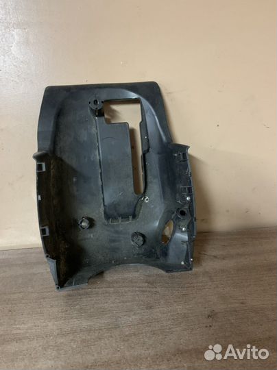 Кожух рулевой колонки Mazda 3 BK