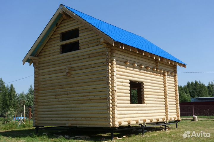 Сруб Дома 6.0х8.0м. полтора этажа с крышей