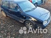 Volkswagen Golf 2000 г на запчасти