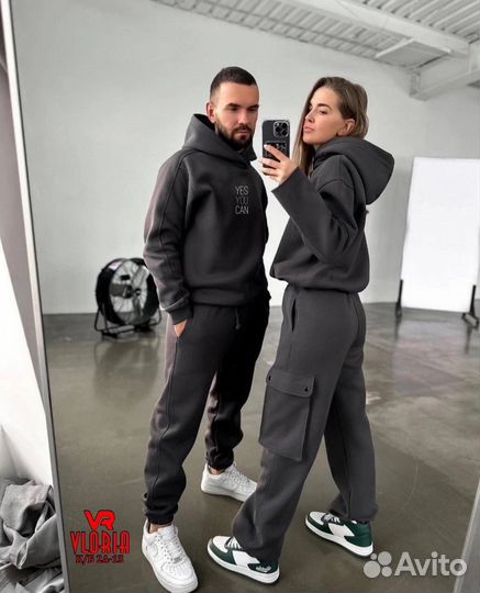 Спортивный костюм