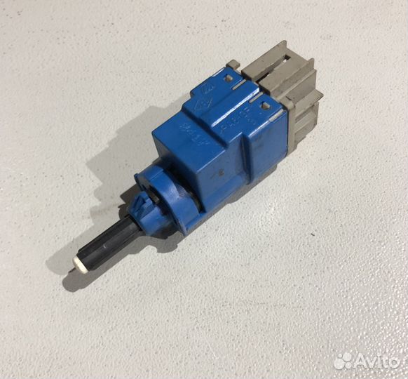 Концевик Renault