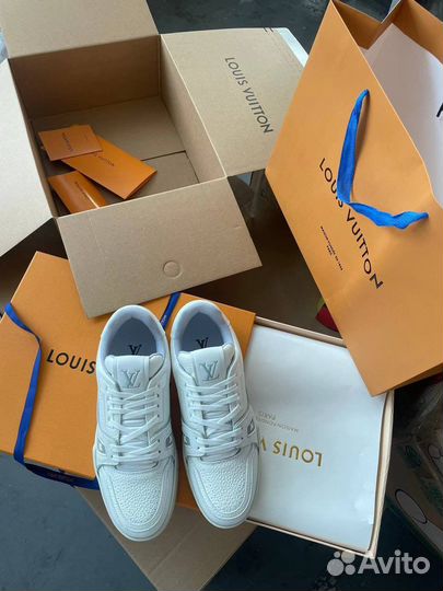 Кроссовки женские louis vuitton