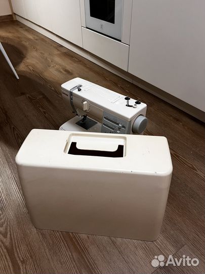 Швейная машина janome 5515