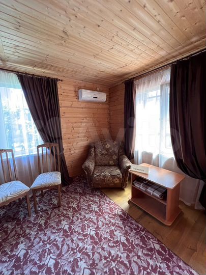 Дом 35 м² на участке 4 сот.