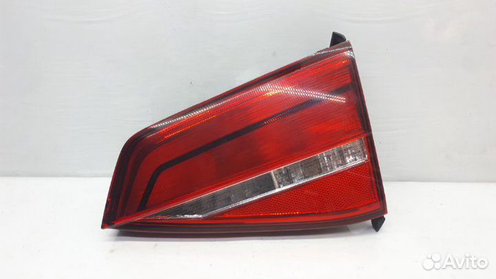 Фонарь задний правый Volkswagen Jetta 6 2.0 TDI