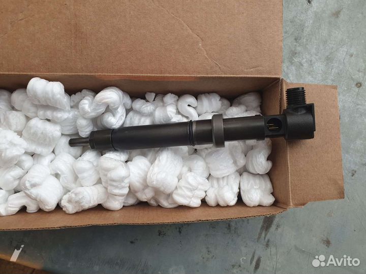 Топливная форсунка Мercedes GLK a6510702187