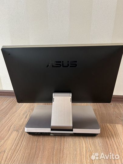 Компьютер моноблок Asus ET2300I