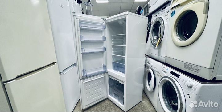 Холодильник Hotpoint Ariston с гарантией