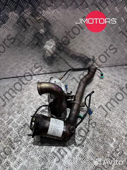Катализатор Citroen C5 XFV 2.9l комплект 2 шт