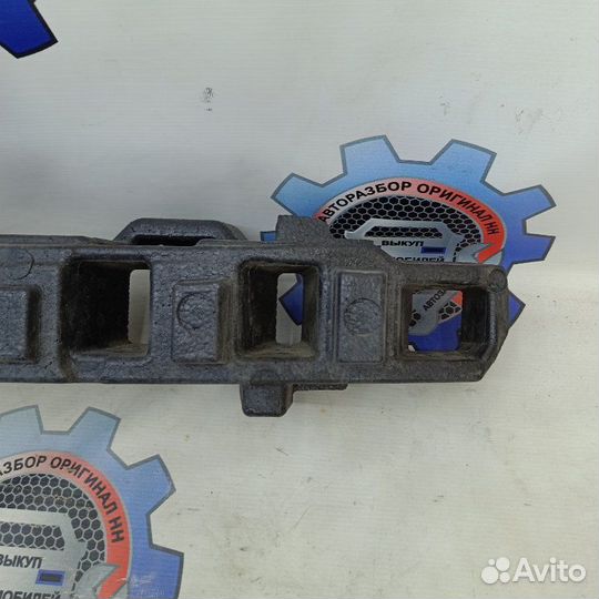 Наполнитель переднего бампера Volkswagen Polo 6