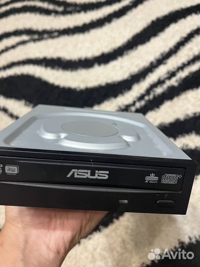 Дисковод для компьютера Asus