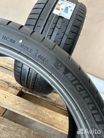 Michelin Pilot Sport 4 245/35 R20 95Y