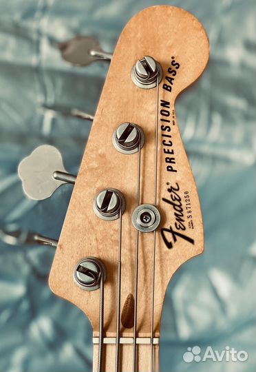 Fender Precision Bass, USA, 1977 год