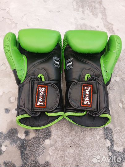 Перчатки Twins Special bgvl-6 light green-black