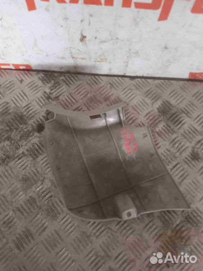 Накладка порога правая передняя внутри Тойота Коро
