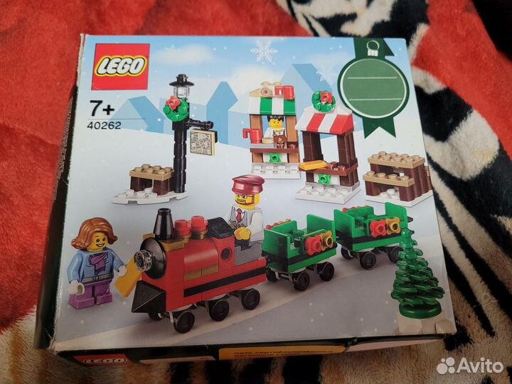 Lego новогодний поезд 40262