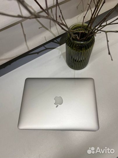 Apple MacBook Pro 13 Retina 256GB 2015