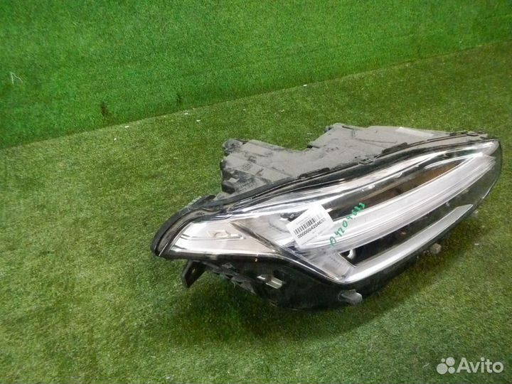Фара правая Volvo XC90 2 (2014-2019) LED