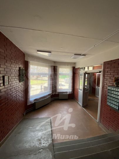 2-к. квартира, 57 м², 2/9 эт.