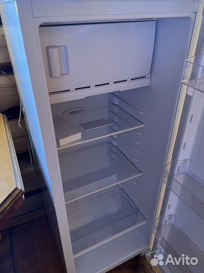 Холодильник новый