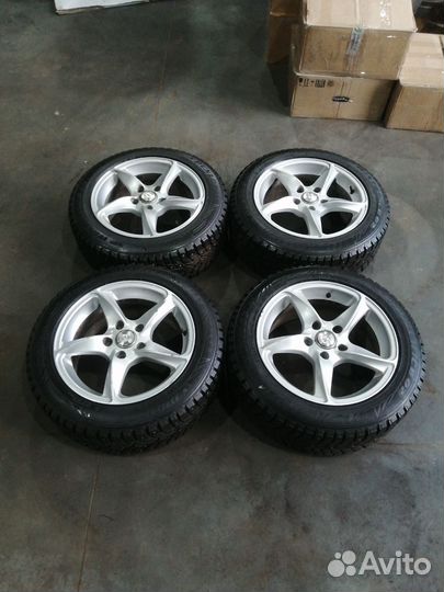 Зимние колёса Mercedes 205/55/16 Dunlop