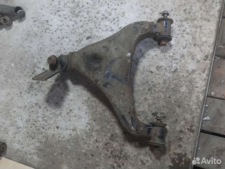 Рычаг передний Mercedes Sprinter W909