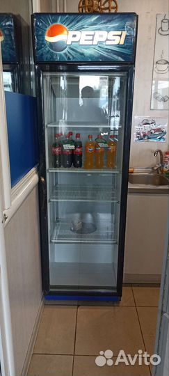 Дверь от холодильника pepsi