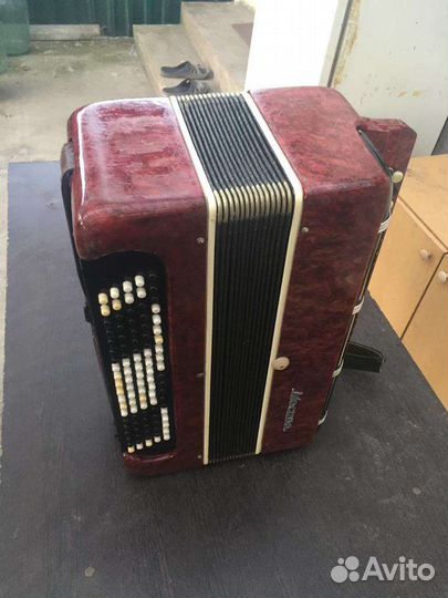 Анккордеон, баян