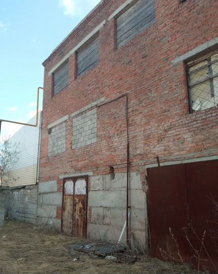 Здание, 350 м²