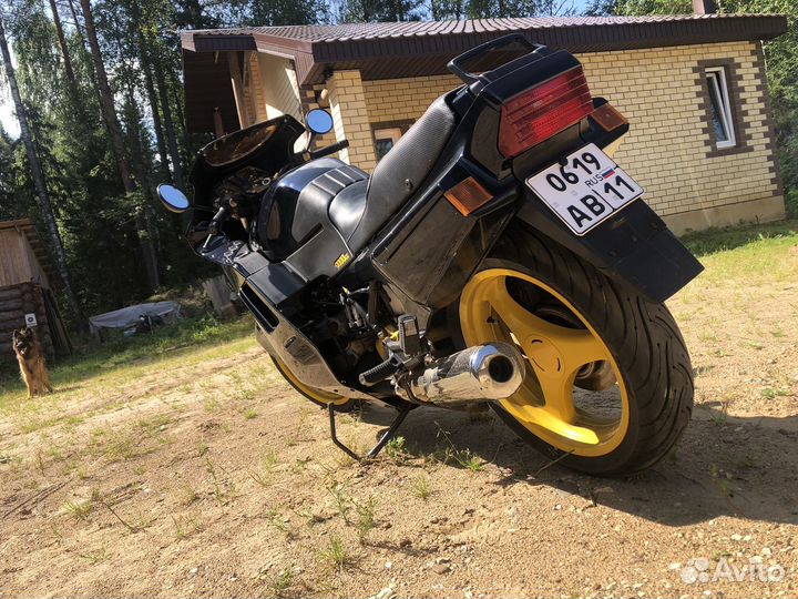 BMW K1