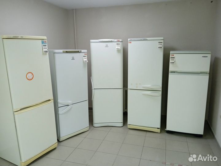 Холодильник бу stinol