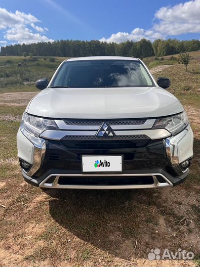 Mitsubishi Outlander 2.4 CVT, 2017, 37 000 км