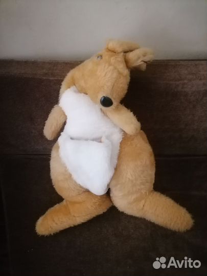 Мягкая игрушка кенгуру