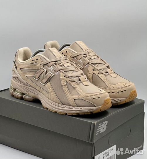 Мужские кроссовки New Balance 1906R Beige