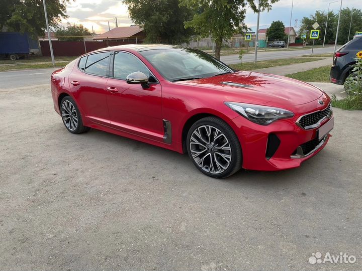 Kia Stinger 2.0 AT, 2018, 22 000 км
